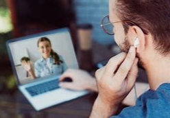 Advantages of 1v1 Video Calls vs. Text Messaging